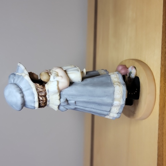 1992 Jan Hagara "Twins" Porcelain Figurine. Numbered and Signed - Picture 4 of 11